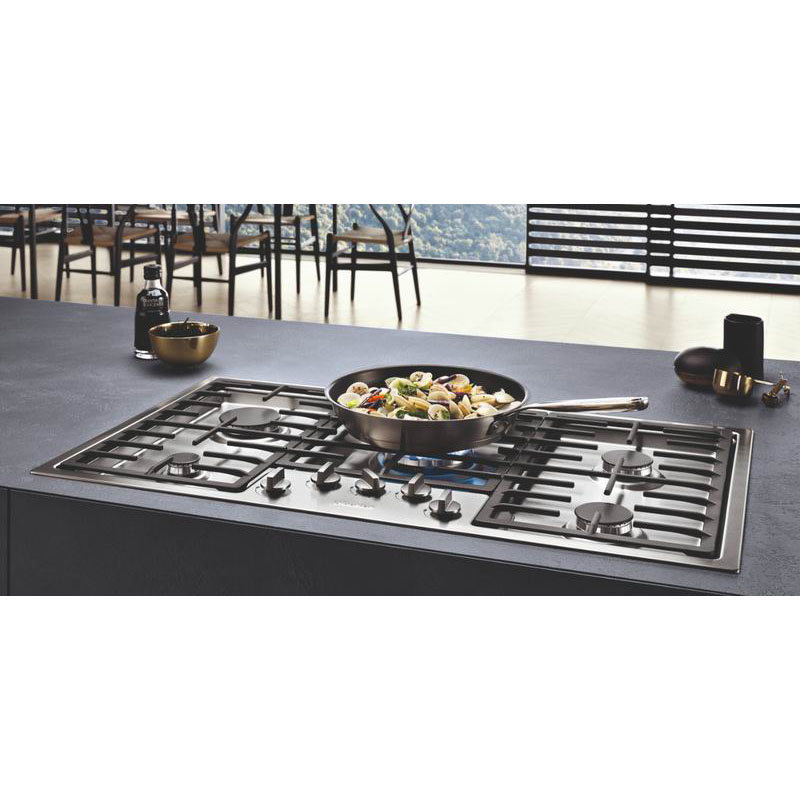 GAS COOKER